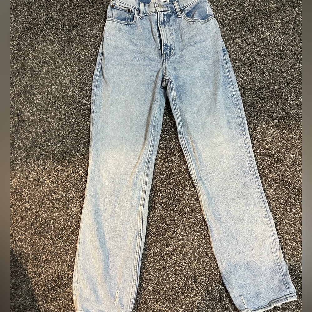 Abercrombie & Fitch the 90’s straight Jean size 26